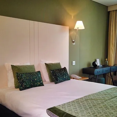 Hotel Bliss